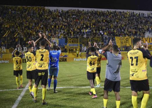 Las 10 claves que tienen al Real España del mexicano Raúl “Potro” Gutiérrez al borde del éxito en Honduras