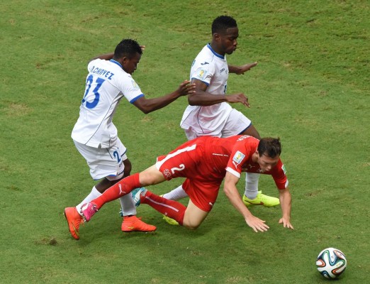 Honduras se despide del mundial con una derrota de 3-0 ante Suiza