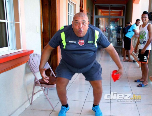 Vivencias y ocurrencias de 'Pololo' con signos de alegría en el Vida por 42 años