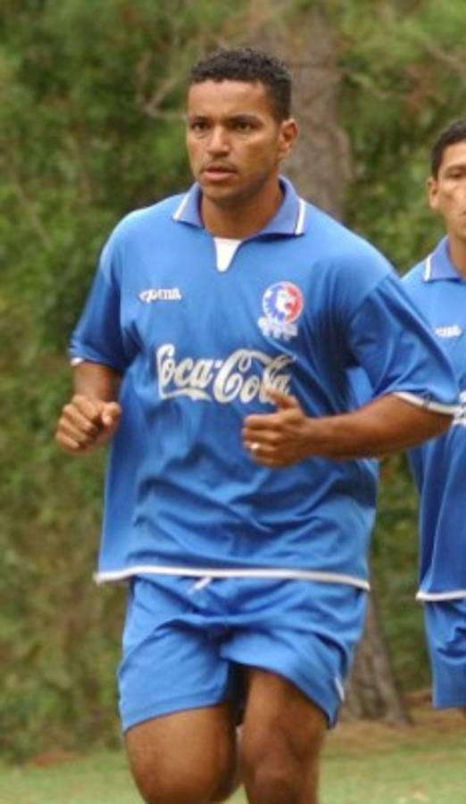 Solo tres siguen activos: El último 11 de Olimpia que puso de rodillas a Saprissa en Costa Rica