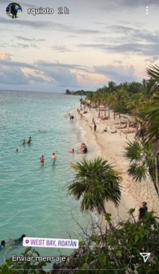 ¡Sol, playa y arena! Así disfrutó Romell Quioto el día en el que hondureños acudieron a las urnas