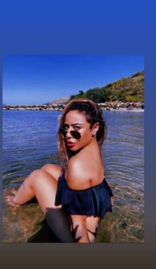 Neymar, impactado con las infartantes fotos de su hermana y sus amigas en las playas de Brasil
