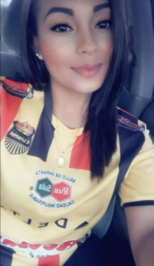 ¡Bellezas aurinegras! Ellas son las aficionadas más lindas del Real España