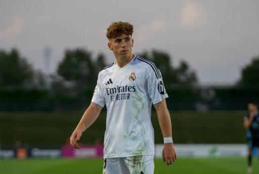 Ancelotti tiene un nuevo ‘9’: fue rechazado por el Barcelona y hoy podría debutar con Real Madrid