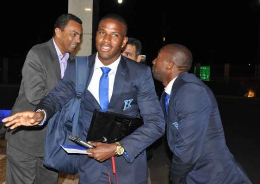 Juan Carlos Garcia, Jerry Palacios, saluda al alcalde de Porto Feliz a su llegada a la ciudad que escogio la bicolor como su sede, Cobertura mundialista, enviados a Brasil 2014. Llegada de la seleccin nacional de Honduras, a Sao Paulo, Brasil. Foto por Delmer Martinez. (Archivada por: JOSE VALLE)