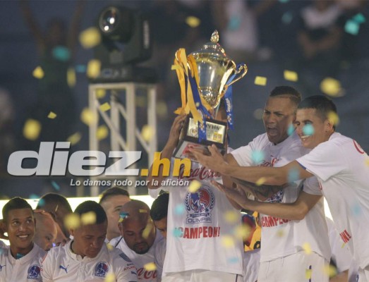 ¡Olimpia celebra su copa 29 de la Liga Nacional.