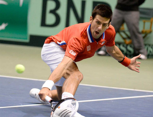 Novak Djokovic elimina a EEUU y clasificó a Serbia a semifinales en la Copa Davis .