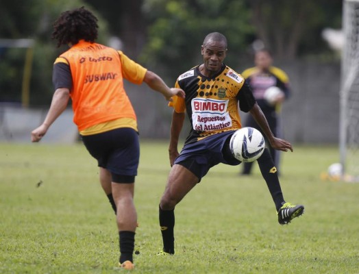 La defensa, el gran dolor de cabeza de Real España en los últimos años