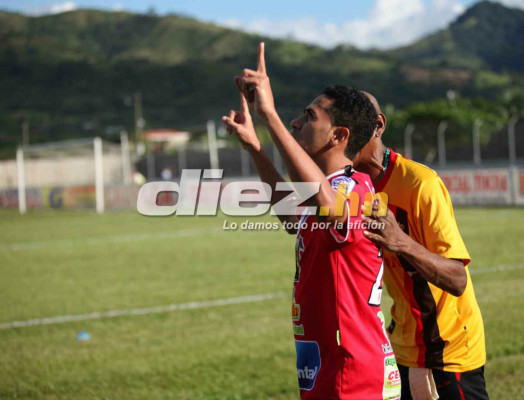 Real Sociedad vence 3-1 a D.Savio y pasa a la final.