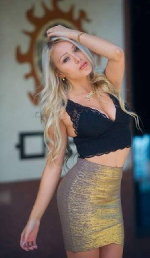 Conoce a la modelo chilena Daniella Chávez