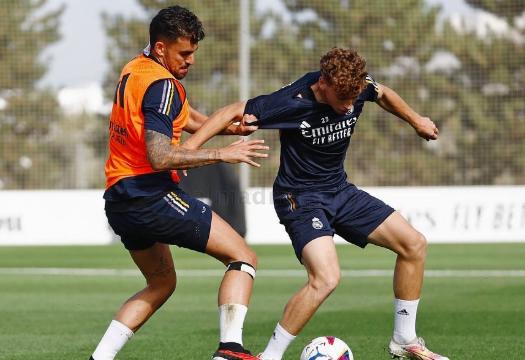 Ancelotti tiene un nuevo ‘9’: fue rechazado por el Barcelona y hoy podría debutar con Real Madrid