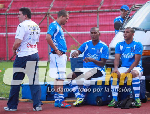 Selección nacinal tuvo su primer entrenamiento para enfrentar a los Estados Unidos .