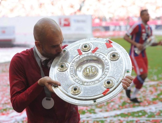 Bayern Munich estrena copa y uniforme en Alemania
