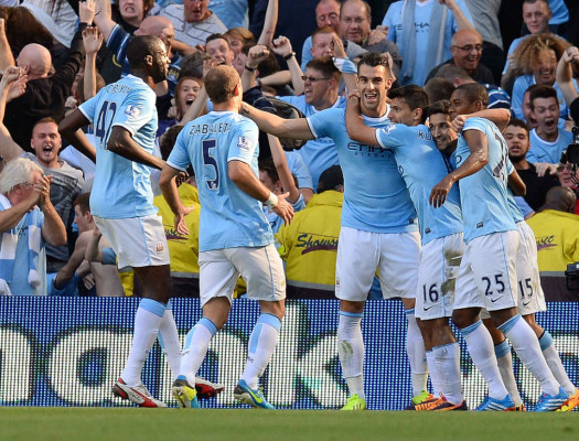 El Manchester City de Pellegrini goleó 4-1 en clásico ante el United.