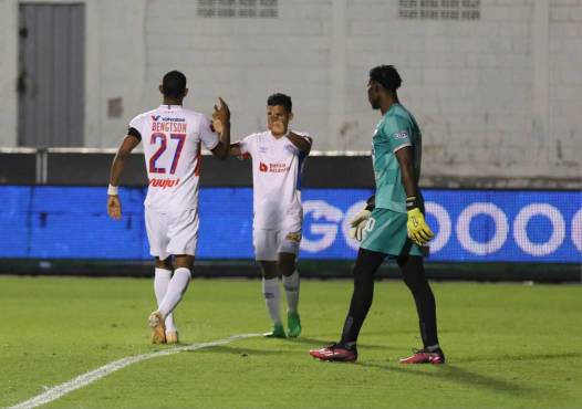 Olimpia apabulla de forma categórica a Vida; continúa invicto y es líder solitario del Clausura 2024