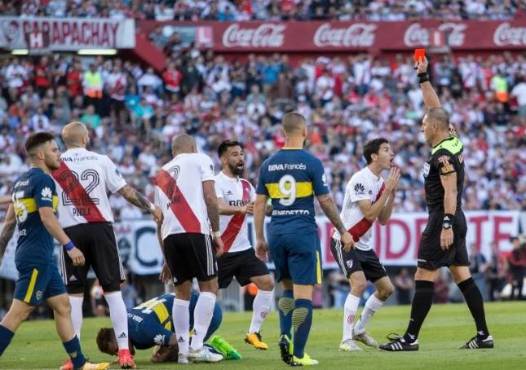 Así despide Argentina a Néstor Pitana, uno de sus árbitros mundialistas más icónicos en los últimos tiempos