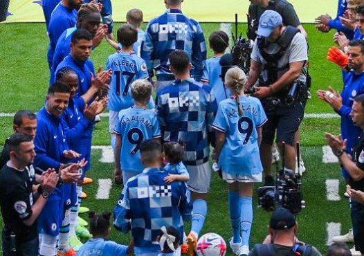 Chelsea le hizo el pasillo al Manchester City, un bonito gesto del equipo blue que no pasa por su mejor mmento