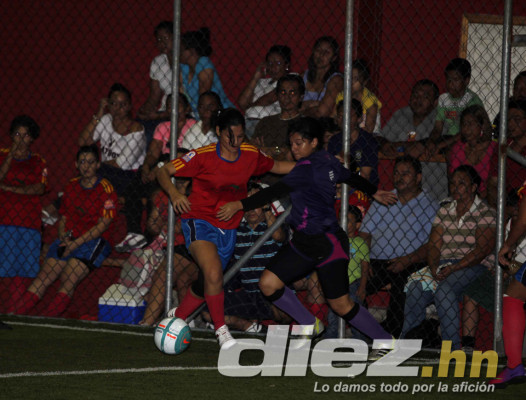 Torneo de fútbol femenino SPORTLINE 2013.