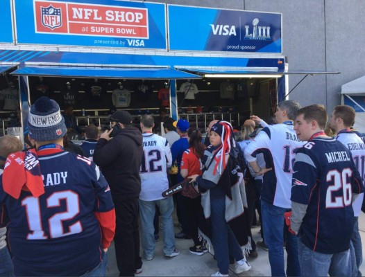 Ambientazo: Las hermosas porristas, grandes cantidades de aguacate y el equipo que eligió Trump para el Super Bowl