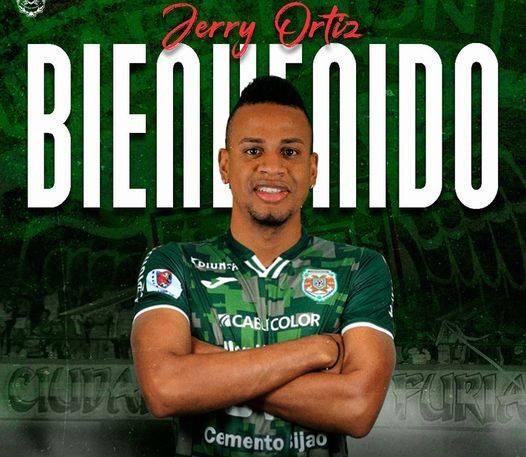 FICHAJES: Mundialista en Brasil 2014 regresa del retiro, Olancho FC por dar un bombazo ¿y Troglio y Chirinos?