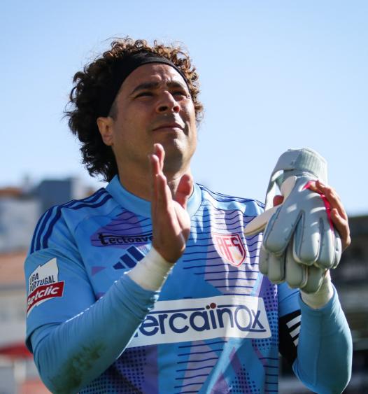 Salió a la luz: Memo Ochoa tuvo pláticas con Real Madrid y por este motivo no se concretó su fichaje