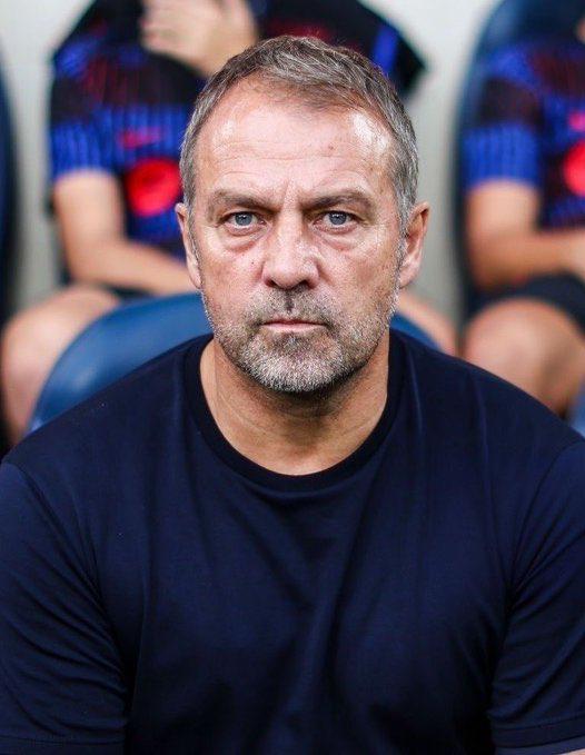 Flick lo aprueba: Barcelona decide blindar a figura con 150 millones de euros