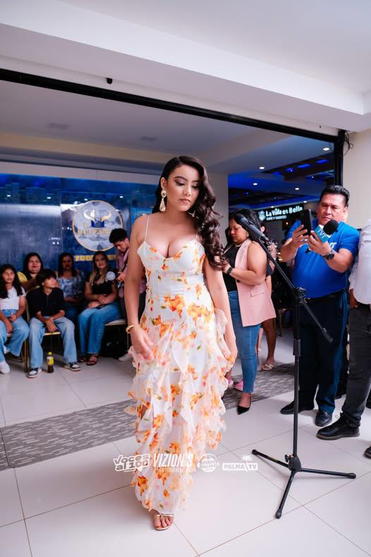 Así es Lisbeth Sorto, la hermana de Saíd Martínez que destaca por su belleza y lucha por coronarse reina en Tocoa