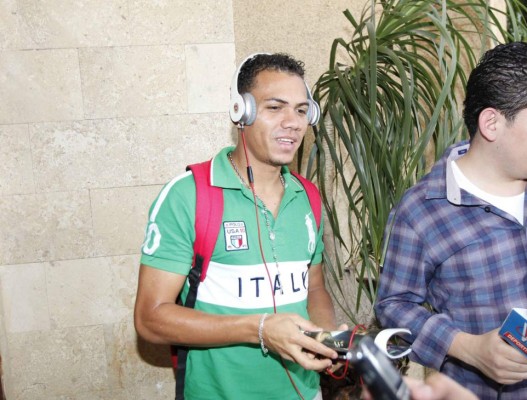 ¡Triste! Las imágenes de la corta carrera de Árnold Peralta en el fútbol