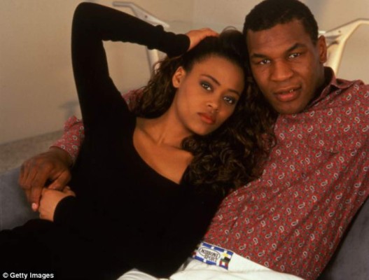 El día que Mike Tyson descubrió a Brad Pitt con su exesposa: 'Me rogó que no lo golpeara'