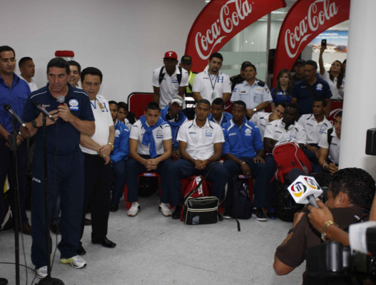 Locura en recibimiento de la Selección Sub 23