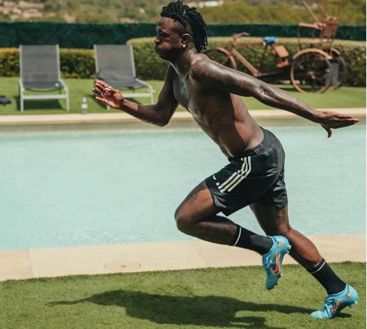 ¡Asegurando su futuro! Así es la vida de millonario de Vinicius: Su nuevo salario, rompe el mercado de patrocinadores y el lado solidario