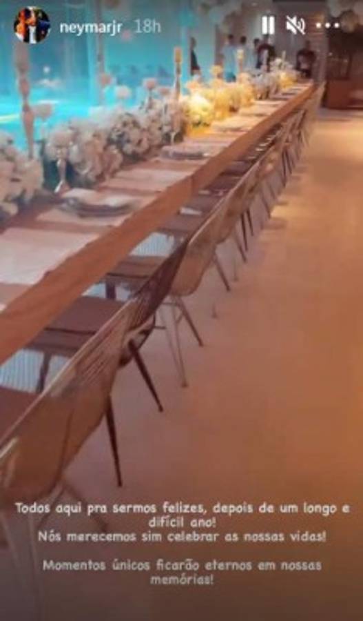 ¡Fiesta de Neymar y Cristiano, beso de Messi! Así recibieron el 2021 los grandes futbolistas del planeta