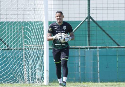 Club Deportivo MarathÃ³n - pretemporada torneo apertura 2021 ( entrenamiento y juegos amistosos ) - Denovan Galileo Torres portero guardameta de MarathÃ³n