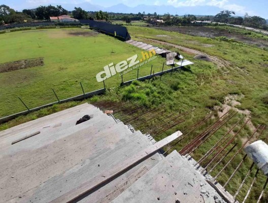 ¡Daño total en el engramillado! Así luce el estadio de Parrillas One tras ser azotado por dos huracanes