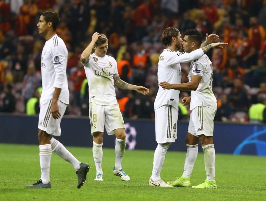 Real Madrid regresa a la vida en Champions con triunfo ajustado ante Galatasaray