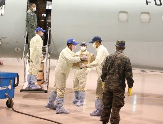 Llegan a Honduras respiradores donados por ex nadador para la lucha contra el coronavirus