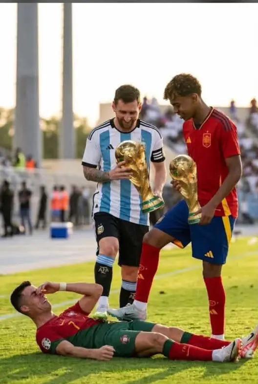 CR7 no se salva y liquidan a Messi: los memes de España campeón