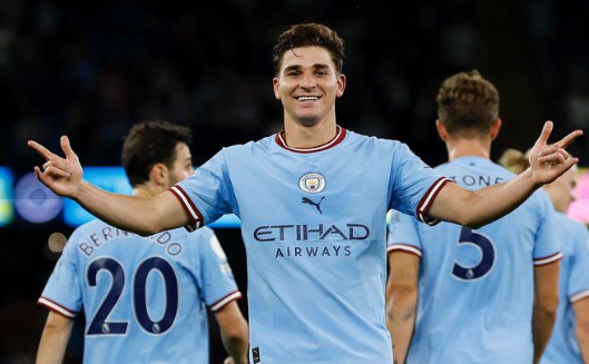 Manchester City blindará a Julián Álvarez: los detalles del nuevo contrato que va a firmar la ‘Araña’ tras ganar el Mundial