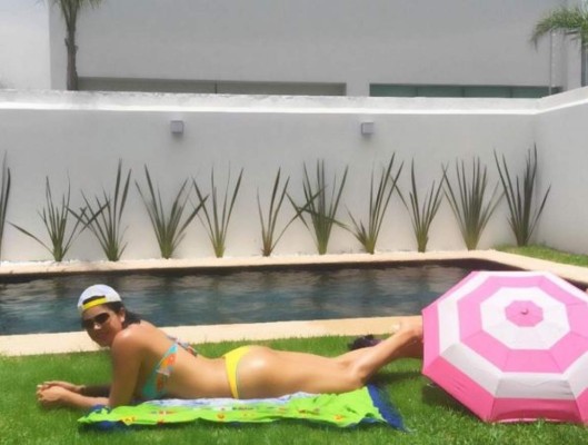 El futbolista Alan Pulido sería novio de Paola Salcedo, exnovia de Ronaldinho