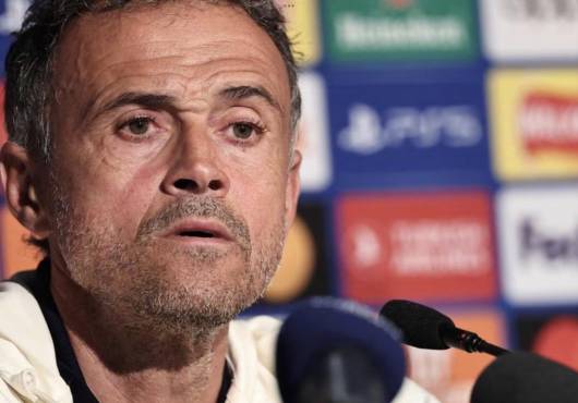 VIDEO: Luis Enrique lo hace pedazos y se va de la entrevista; “El que no entiende eres tú, siempre vas a lo negativo”