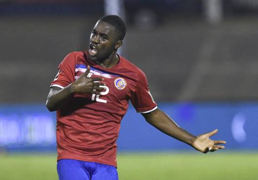 Joel Campbell fue la gran figura de Costa Rica ante los jamaicanos.