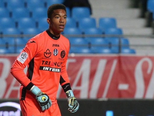 Los 10 grandes porteros del futuro que debes conocer