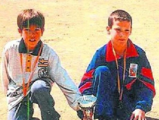 ¡Irreconocibles! Así eran de niños los cracks del Real Madrid y Barcelona