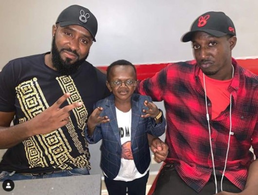 ¿Quién es? La historia detrás de 'Grand M', el hombrecito africano viral en las redes sociales