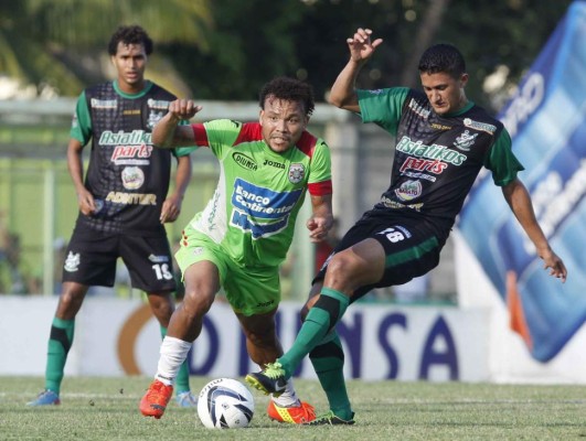 Los uniformes más raros que se han visto en la Liga Nacional de Honduras