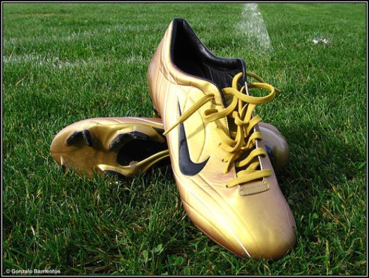 Los 'tacos' más famosos en la historia del fútbol