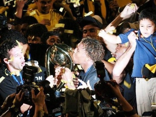 Con un tricampeonato: Así han sido los 12 títulos de Real España en Honduras