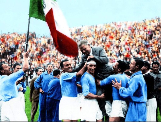 ¿Quién será el próximo? Así han celebrado los campeones mundiales en la historia