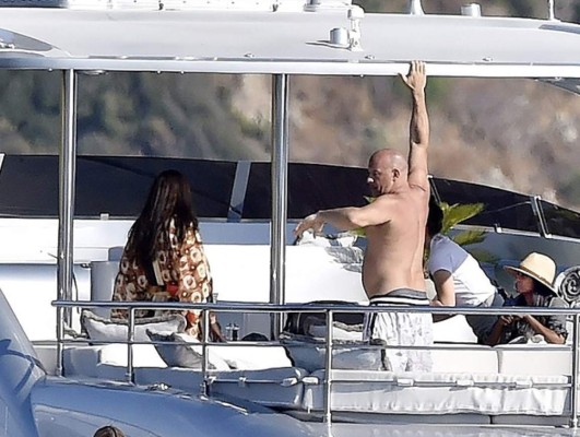 Irreconocible: Vin Diesel se fue de vacaciones y sorprende a todos al mostrar su ''cuerpo de papá''