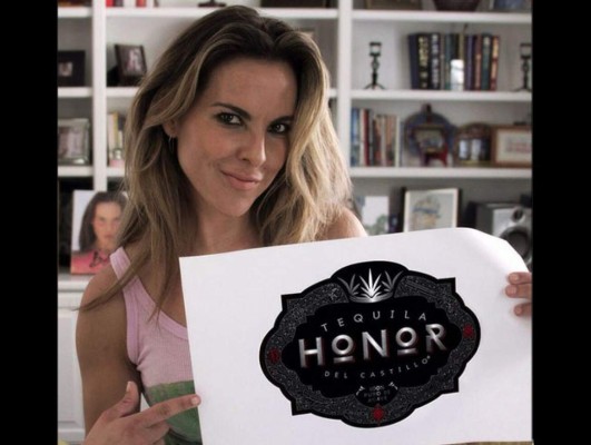 Especial: Por esta lujosa mansión y el tequila honor quieren investigar a Kate del Castillo